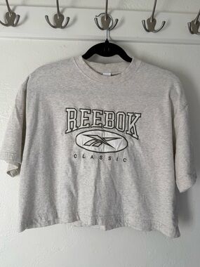 Reebok Light Gray Cropped Logo Tee